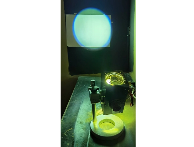 Especificação de Moldes para Lentes de Óculos